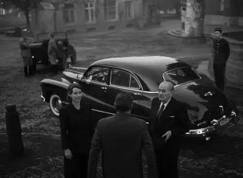 Fatherland_134349985553343981_big-cine_deskt.webp